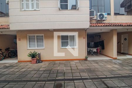 Vista de casa de condomínio para alugar com 3 quartos, 99m² em Guarujá, Porto Alegre
