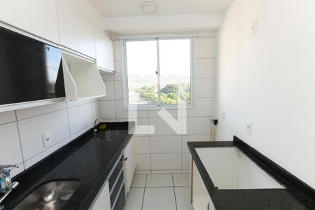 Cozinha de apartamento para alugar com 2 quartos, 52m² em Araguaia, Belo Horizonte