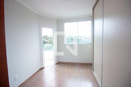 Quarto Suíte de apartamento à venda com 3 quartos, 177m² em Europa, Contagem