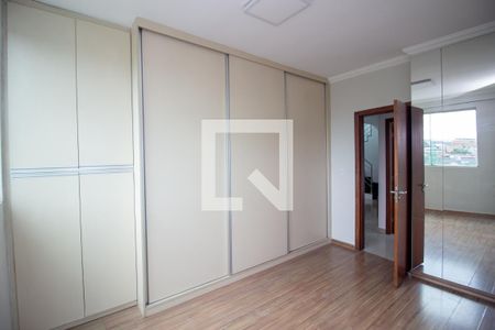 Quarto Suíte de apartamento à venda com 3 quartos, 177m² em Europa, Contagem