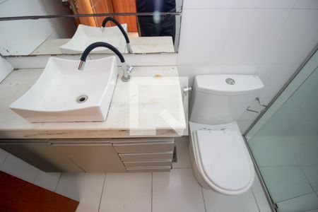 Banheiro da Suíte de apartamento à venda com 3 quartos, 177m² em Europa, Contagem