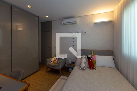 Suíte 1 de casa de condomínio à venda com 4 quartos, 328m² em Quintas do Sol, Nova Lima