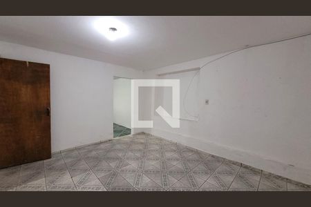 Casa para alugar com 1 quarto, 100m² em Vila Virginia, Itaquaquecetuba