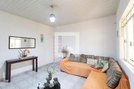 Casa à venda com 7 quartos, 240m² em Vila Maria Alta, São Paulo