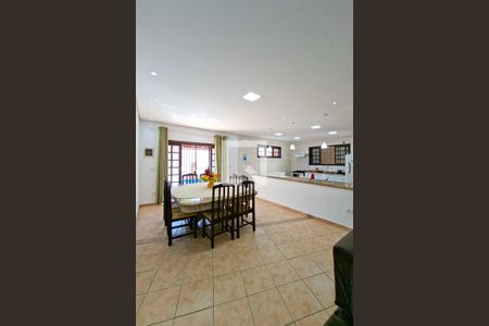 Sala de casa para alugar com 3 quartos, 150m² em Vilamar, Praia Grande