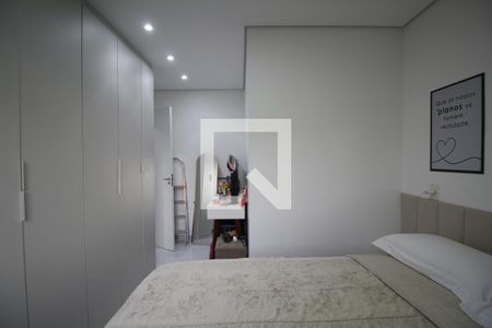 Quarto 1 de apartamento para alugar com 2 quartos, 48m² em Jardim Helga, São Paulo
