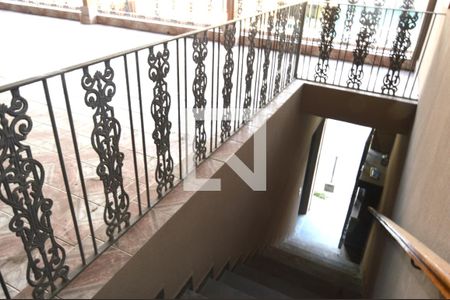 Acesso de casa à venda com 3 quartos, 273m² em Vila Campesina, Osasco