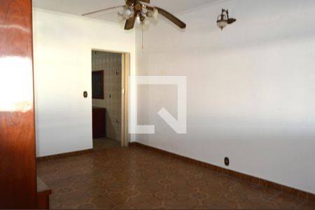 Sala de casa à venda com 3 quartos, 273m² em Vila Campesina, Osasco