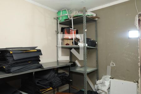 Quarto 2 de casa à venda com 1 quarto, 250m² em Vila Taquari, São Paulo