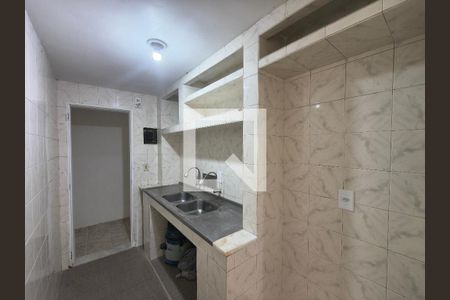 Cozinha de apartamento para alugar com 2 quartos, 63m² em Jacarepaguá, Rio de Janeiro