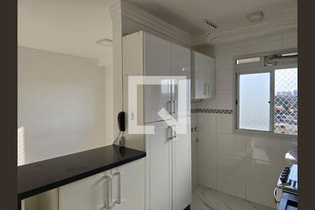 Sala/Cozinha de apartamento à venda com 2 quartos, 43m² em Jardim Cocaia, Guarulhos