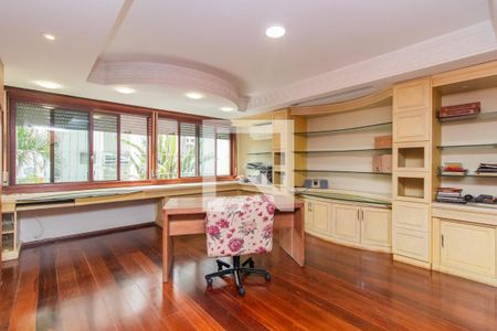 Escritório de apartamento à venda com 4 quartos, 350m² em Farroupilha, Porto Alegre