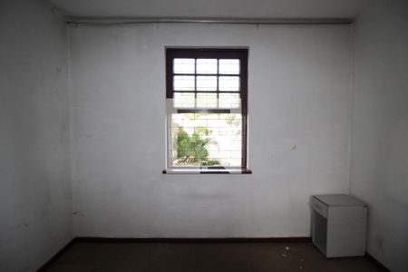 Quarto 1 de apartamento para alugar com 2 quartos, 52m² em Passo D’areia, Porto Alegre