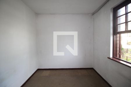 Quarto 1 de apartamento para alugar com 2 quartos, 52m² em Passo D’areia, Porto Alegre