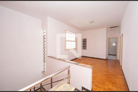 SALA de casa para alugar com 3 quartos, 100m² em Barroca, Belo Horizonte