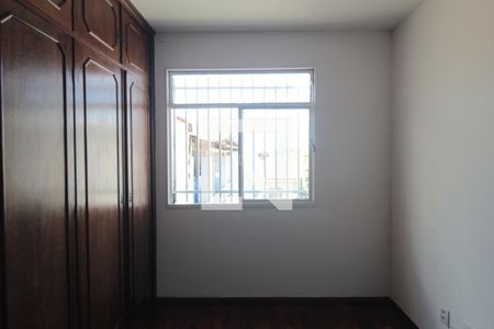 Quarto 1 de apartamento à venda com 2 quartos, 65m² em Santa Rosa, Belo Horizonte