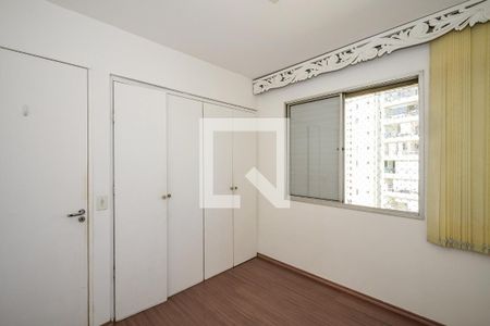 Quarto 1 de apartamento para alugar com 3 quartos, 72m² em Vila Suzana, São Paulo
