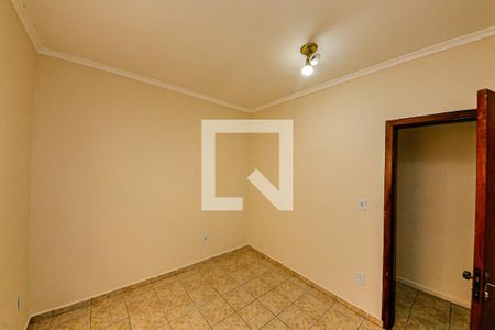 Casa para alugar com 3 quartos, 250m² em Jardim Sapopemba, São Paulo