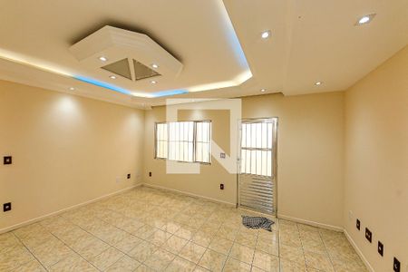 Casa para alugar com 3 quartos, 250m² em Jardim Sapopemba, São Paulo