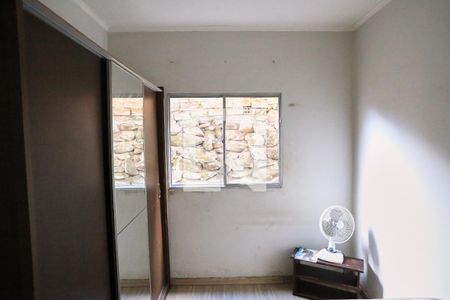 Quarto de casa para alugar com 5 quartos, 120m² em Boa Vista, Belo Horizonte