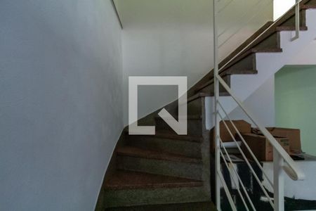 Escada de casa à venda com 3 quartos, 130m² em Jordanópolis, São Bernardo do Campo