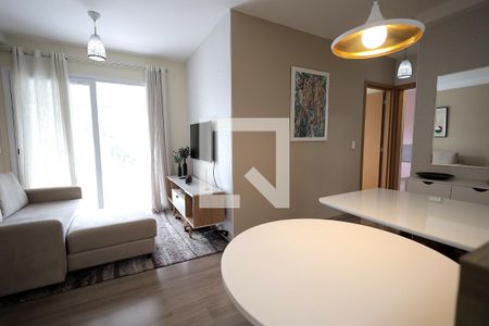 Sala de apartamento para alugar com 2 quartos, 67m² em Vila Gilda, Santo André