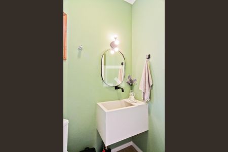 Lavabo de casa à venda com 3 quartos, 187m² em Santa Teresinha, São Paulo