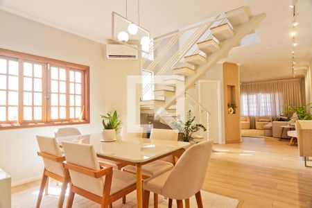 Sala de casa à venda com 3 quartos, 187m² em Santa Teresinha, São Paulo