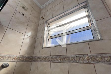 Banheiro de casa para alugar com 1 quarto, 100m² em Jardim Munhoz, Guarulhos