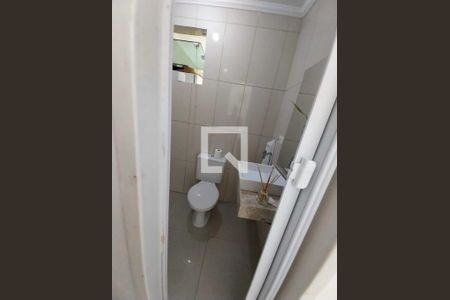 Banheiro de casa para alugar com 2 quartos, 169m² em Jardim Sao Francisco(Zona Sul), São Paulo