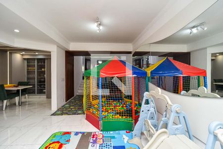 Sala de Jantar de casa à venda com 4 quartos, 269m² em Jardim Itu, Porto Alegre