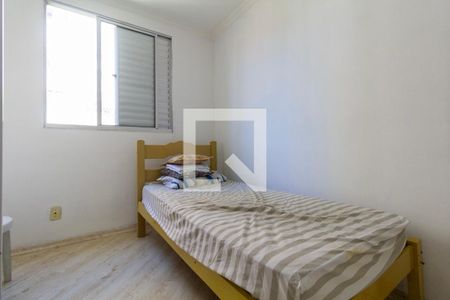 Quarto 1 de apartamento à venda com 2 quartos, 43m² em Jardim Santa Teresinha, São Paulo
