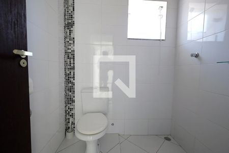 Banheiro de casa para alugar com 2 quartos, 150m² em Parque Sao Vicente, Santo André