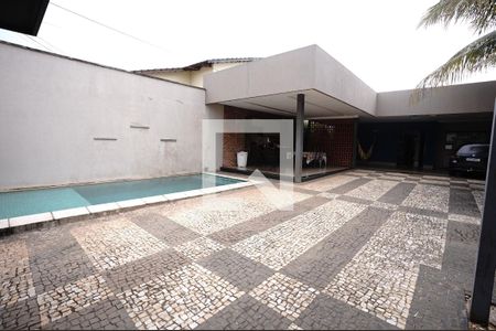 Casa para alugar com 2 quartos, 300m² em Setor Goiânia 2, Goiânia
