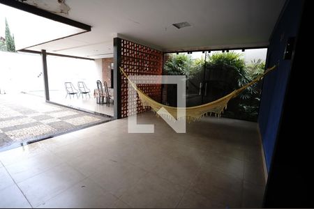 Casa para alugar com 2 quartos, 300m² em Setor Goiânia 2, Goiânia