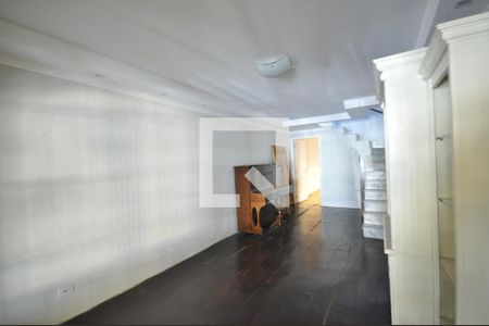 Sala de casa à venda com 3 quartos, 126m² em Parque Casa de Pedra, São Paulo