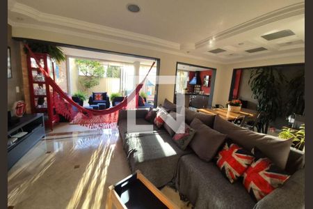 Casa à venda com 3 quartos, 200m² em Residencial Dois (Tambore), Santana de Parnaíba