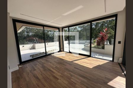 Casa à venda com 5 quartos, 640m² em Parque Terra Nova II, São Bernardo do Campo