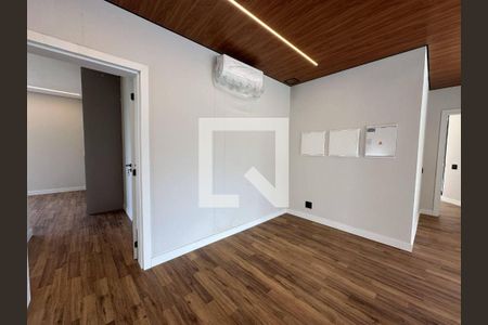 Casa à venda com 5 quartos, 640m² em Parque Terra Nova II, São Bernardo do Campo