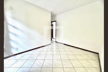 Casa à venda com 4 quartos, 120m² em Vargem Grande, Rio de Janeiro