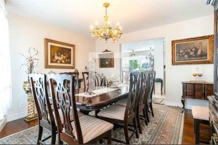 Casa à venda com 3 quartos, 320m² em Vila Inah, São Paulo