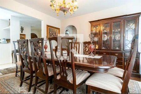 Casa à venda com 3 quartos, 320m² em Vila Inah, São Paulo