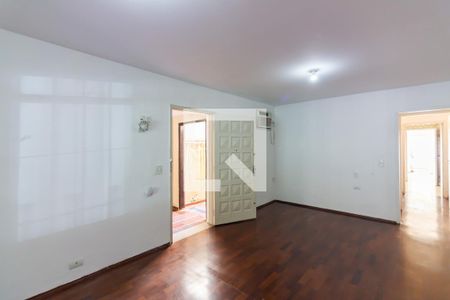 Sala  de casa para alugar com 4 quartos, 125m² em Vila Yara, Osasco