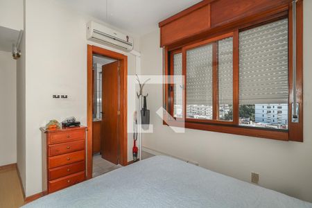 Quarto Suíte de apartamento à venda com 3 quartos, 181m² em Petrópolis, Porto Alegre