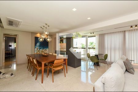 Apartamento para alugar com 4 quartos, 151m² em Santo Antônio, Belo Horizonte