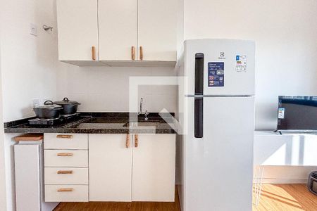 Cozinha de apartamento para alugar com 1 quarto, 24m² em Pinheiros, São Paulo