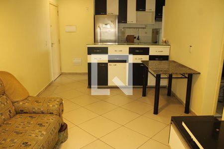 Sala de apartamento para alugar com 3 quartos, 63m² em Cambuci, São Paulo