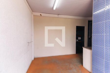 Sala/Cozinha de casa para alugar com 3 quartos, 290m² em Vila Bertioga, São Paulo