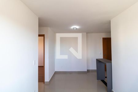 Salas de apartamento para alugar com 2 quartos, 45m² em Vila Satúrnia, Campinas