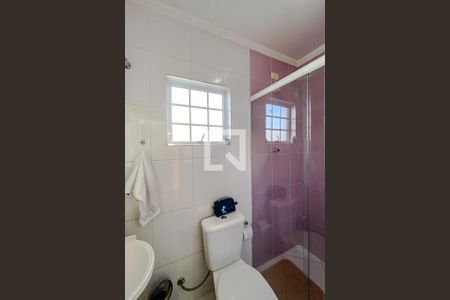 Banheiro da Suíte de casa à venda com 5 quartos, 240m² em Vila Libanesa, São Paulo